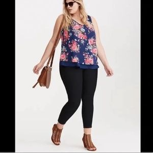 Torrid | Dark Blue Floral Polyester Cami Top | Size 6